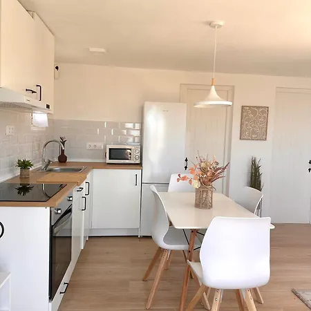 Apartamento Vistas Al Mar En Primera Linea